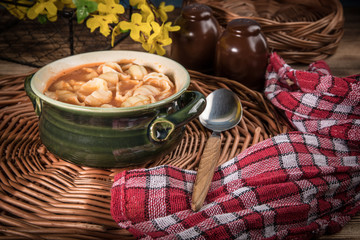Fresh tomato soup with conchigliette.