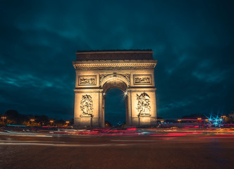 Long Exposure Arc de triomphe during the twilight with trendy colors