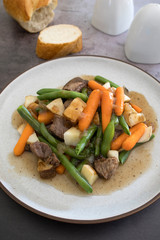 Beef Merlot with Carrots and Green Beans