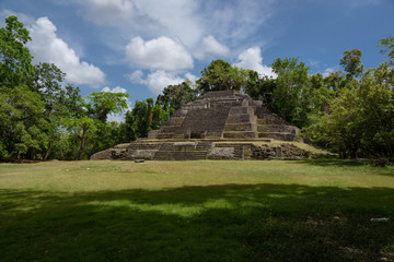 Jaguar Temple at Lamanai Archaeological Reserve, Orange Walk, Belize, Central America.
