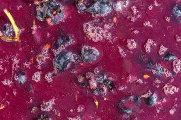 Wine material, grape juice - must, stum, maun. Technology of wine production in Moldova. The folk tradition of making wine. The ancient tradition of grape processing.