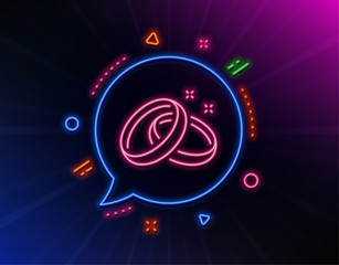 Wedding rings line icon. Neon laser lights. Romantic love sign. Valentine day symbol. Glow laser speech bubble. Neon lights chat bubble. Banner badge with wedding rings icon. Vector
