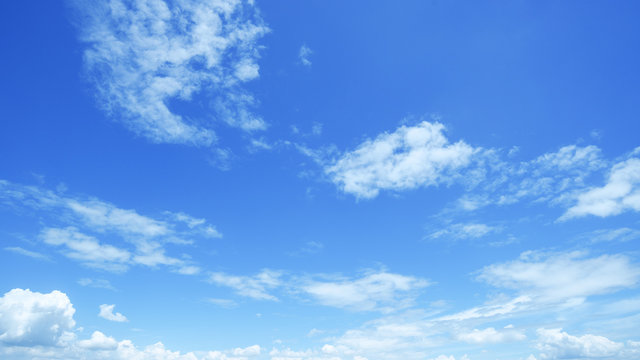 Fotografia do Stock: clear blue sky background,clouds with background. |  Adobe Stock