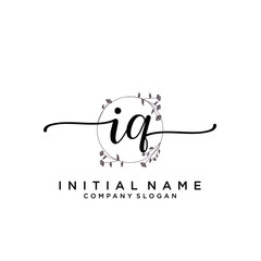 Obraz premium IQ Beauty vector initial logo, handwriting logo.