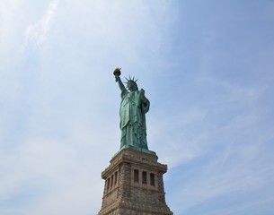 Fototapeta na wymiar green copper statue of liberty landmark in New York
