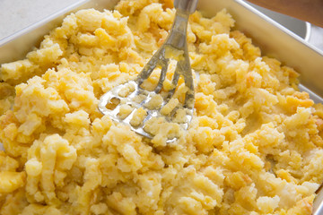 マッシュポテトを作る