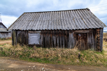 Fototapeta na wymiar barn in the village, Leningrad region, Russia