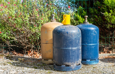 Obraz premium LPG cooking gas cylinders consumers, outdoors