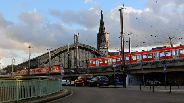 Bahnhof K&ouml;ln mit Dom 03