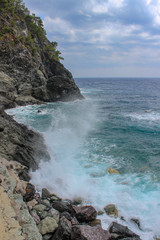 Mareggiata sulla scogliera