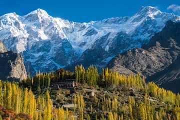Glasschilderij K2 Hunza Valley in Northern Pakistan