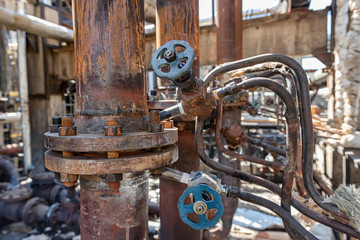 System for adding inhibitors and special additives to the process pipeline