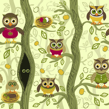Owls in autumn seamless pattern in Scandinavian style. Owls on a tree in a autumn forest. Vector background for fabric, textile, wallpaper, posters, gift wrapping paper, napkins, © Julia