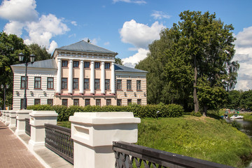 Uglich. Yaroslavl region. Uglich Kremlin. The building of the city Council, the beginning of the 19th century. The classical era