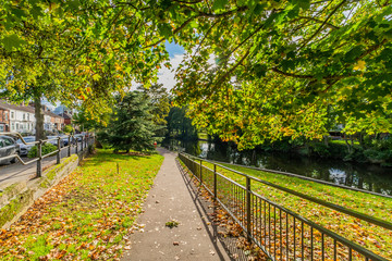 5 Waterside path along the River Wensum in the city of Norwich