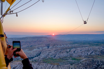 Obraz premium Amanecer desde el globo. Capadocia. Turquía