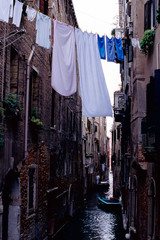 洗濯物を乾かすヴェネツィアの日常