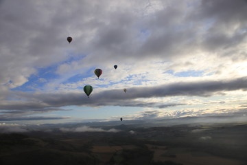 Mongolfières