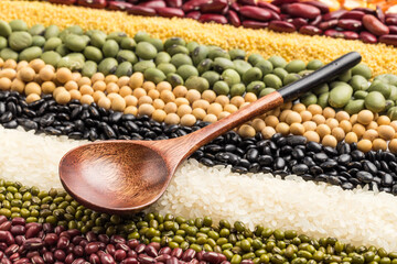 Whole grains are rich in nutrients