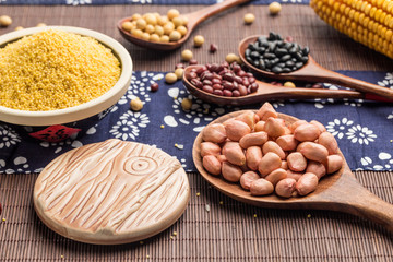 Whole grains are rich in nutrients