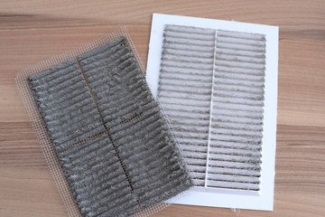 Large dust on the ventilation grate and on the filter