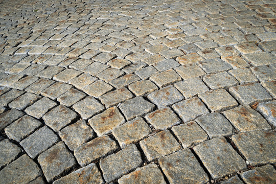 Strasse mit Kopfsteinpflaster