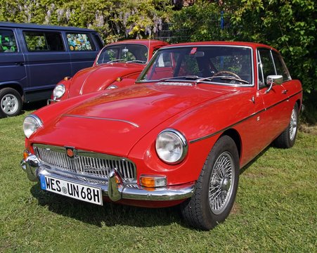 MG MGC GT beim Oltimertreffen in Hamminkeln, 05.09.2019