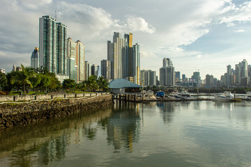 Fototapeta na wymiar bay of city of panama