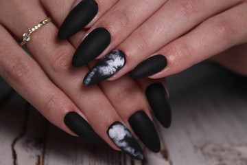 Steep and very stylish design of manicure