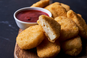 nuggets with cranberries sauce