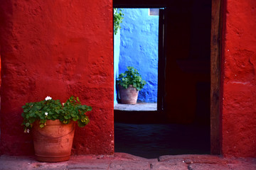 Obraz na płótnie Canvas Colorful colonial architecture in Arequipa, Peru