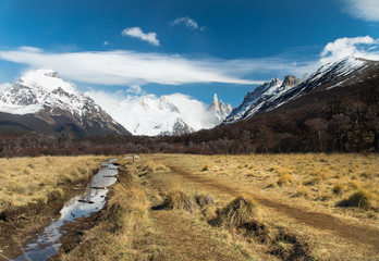 Excursi&oacute;n por la monta&ntilde;a nevada