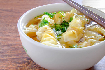 wonton dumpling in clear soup