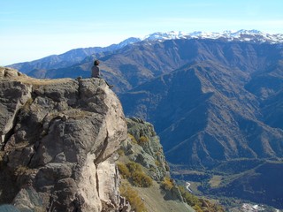 Fototapeta na wymiar Condor viewpoint in the Andes, Cajon del Maipo