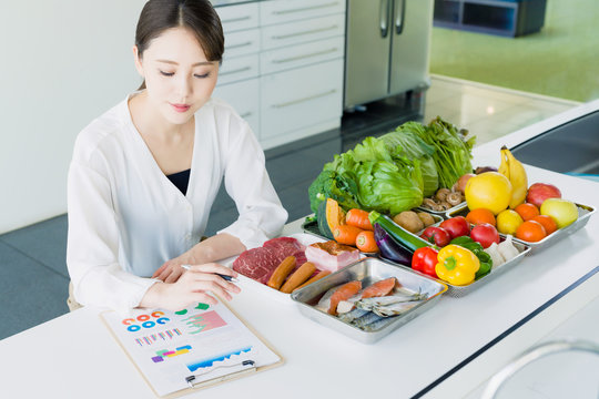 「管理栄養士」の写真素材 | 11,102件の無料イラスト画像 | Adobe Stock