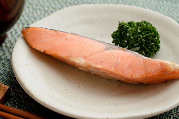 鮭の塩焼き