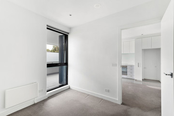 Empty and unfurnished brand new apartment