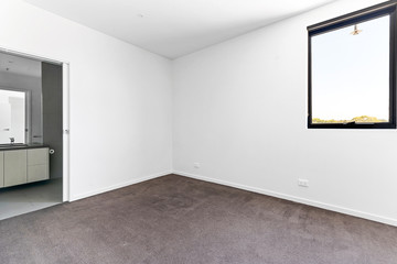 Empty and unfurnished brand new apartment