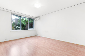 Empty and unfurnished brand new apartment