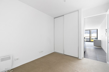 Empty and unfurnished brand new apartment