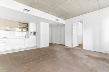 Empty and unfurnished brand new apartment