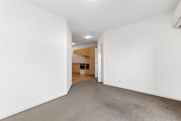 Empty and unfurnished brand new apartment