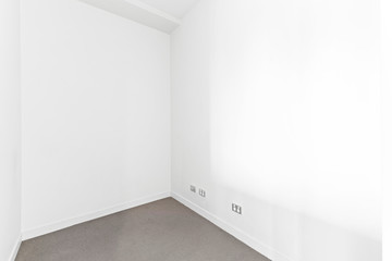 Empty and unfurnished brand new apartment