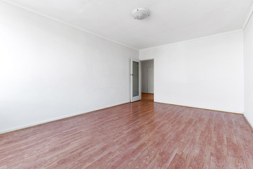 Empty and unfurnished brand new apartment