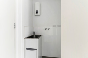 Empty and unfurnished brand new apartment