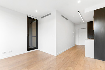 Empty and unfurnished brand new apartment