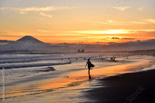 湘南海岸の夕景 Wall Mural Wallpaper Murals Wallsheaven Masyok 湘南海岸の夕景 Wall Mural Wallpaper Murals Wallsheaven Masyok