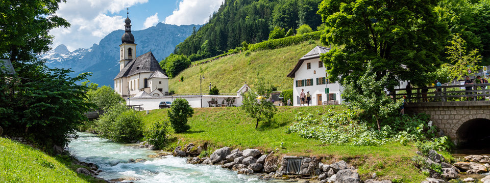 Panorama Kirche St. Sebastian in Ramsau