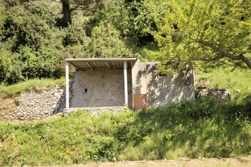hut on side of mountain