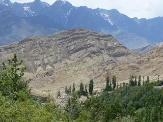 Obraz premium Rocce erose nelle montagne del Ladakh in India.